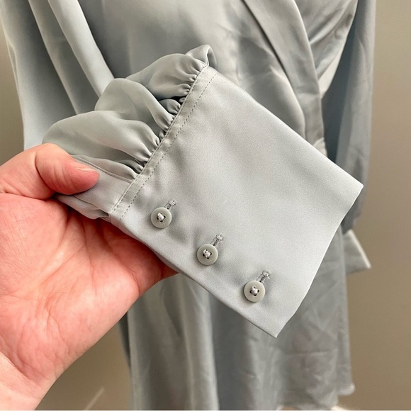 Aritzia Babaton Hyde Mini Dress Collared Satin Wrap Dress Light Blue Size Small - Picture 4 of 8